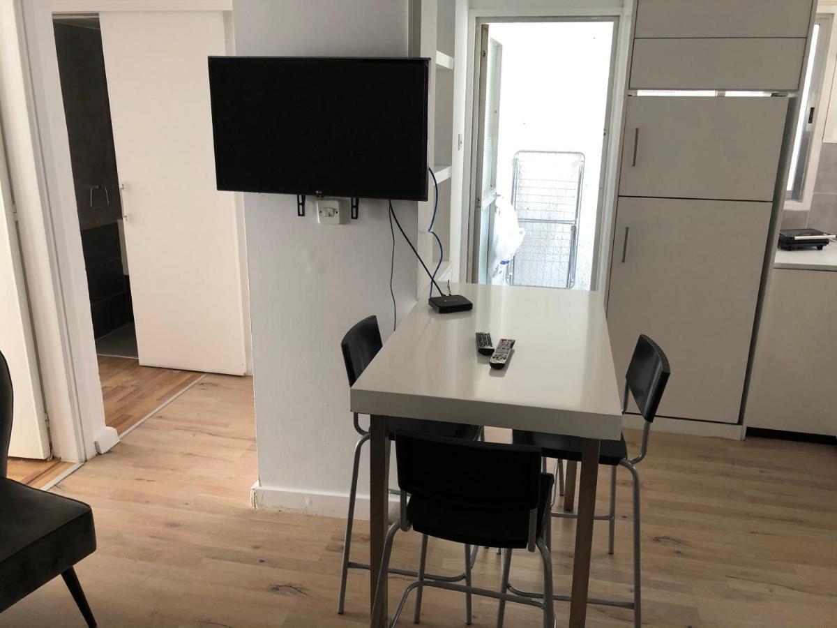 Iflat Apartment Limassol Bagian luar foto